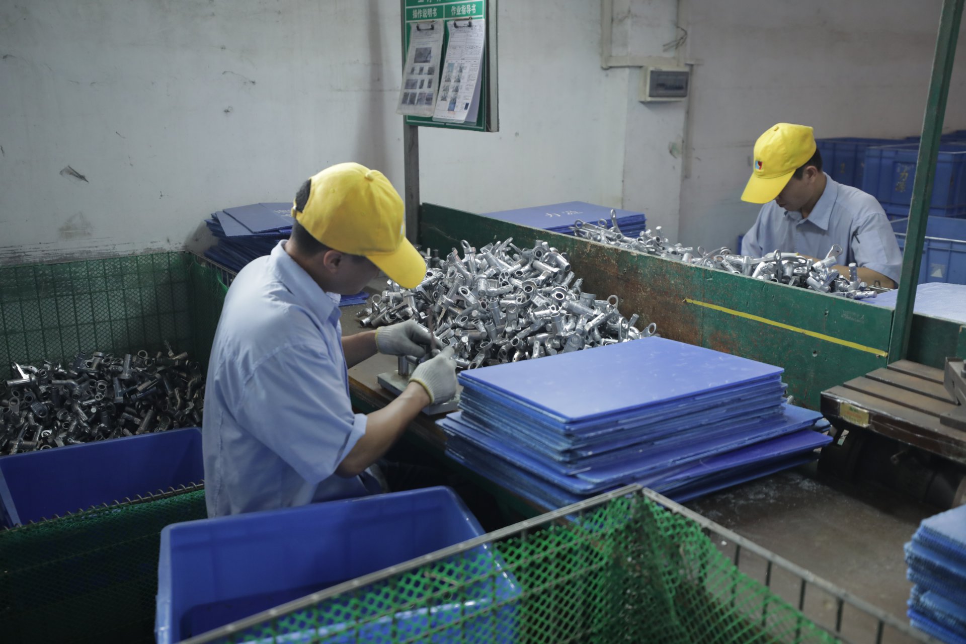 ��װ����