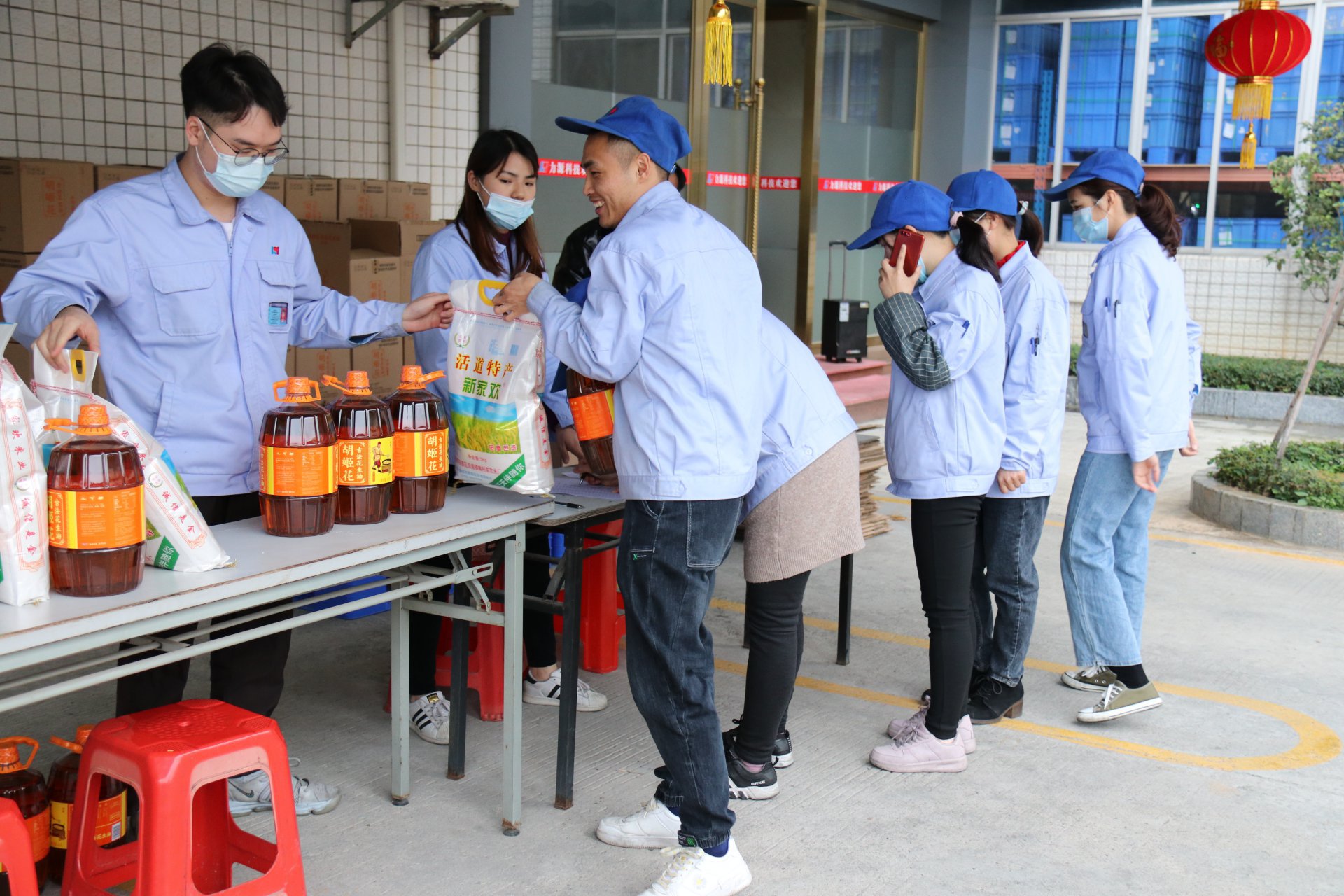 ��ţ�͸���ϲӭ�´���������������Ƴ���������ȫ��Ա�����Ŵ��ڸ���